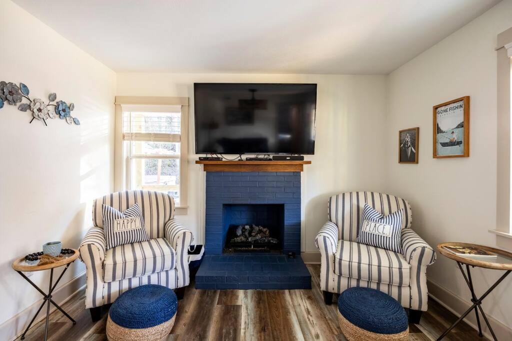 Riverside Relaxer W/Hot Tub+Fire Pit +Wifi & View Franklin Esterno foto