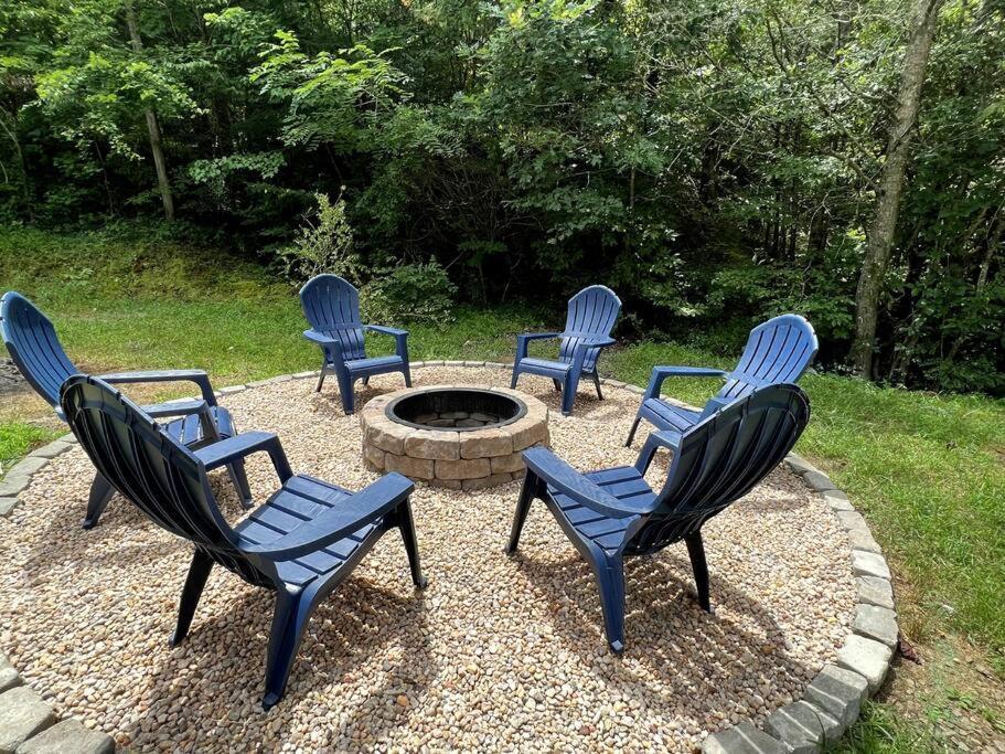 Riverside Relaxer W/Hot Tub+Fire Pit +Wifi & View Franklin Esterno foto