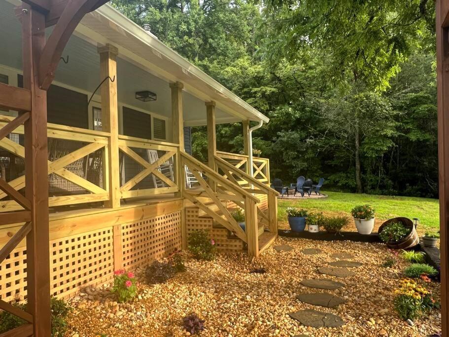 Riverside Relaxer W/Hot Tub+Fire Pit +Wifi & View Franklin Esterno foto